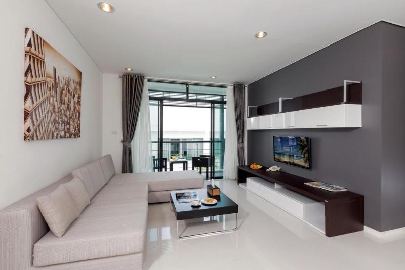 The Regent Condo Kamala Beach Exteriör bild